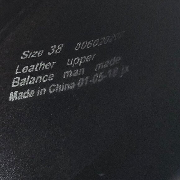 Dansko Women's Cabrio Black Professional Clog, Wide Size 38/ US (7.5-8) - Picture 16 of 16